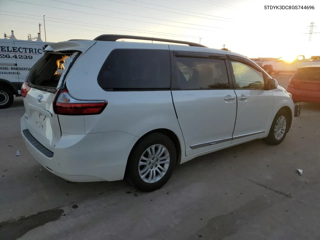 2016 Toyota Sienna Xle VIN: 5TDYK3DC8GS744696 Lot: 80390224