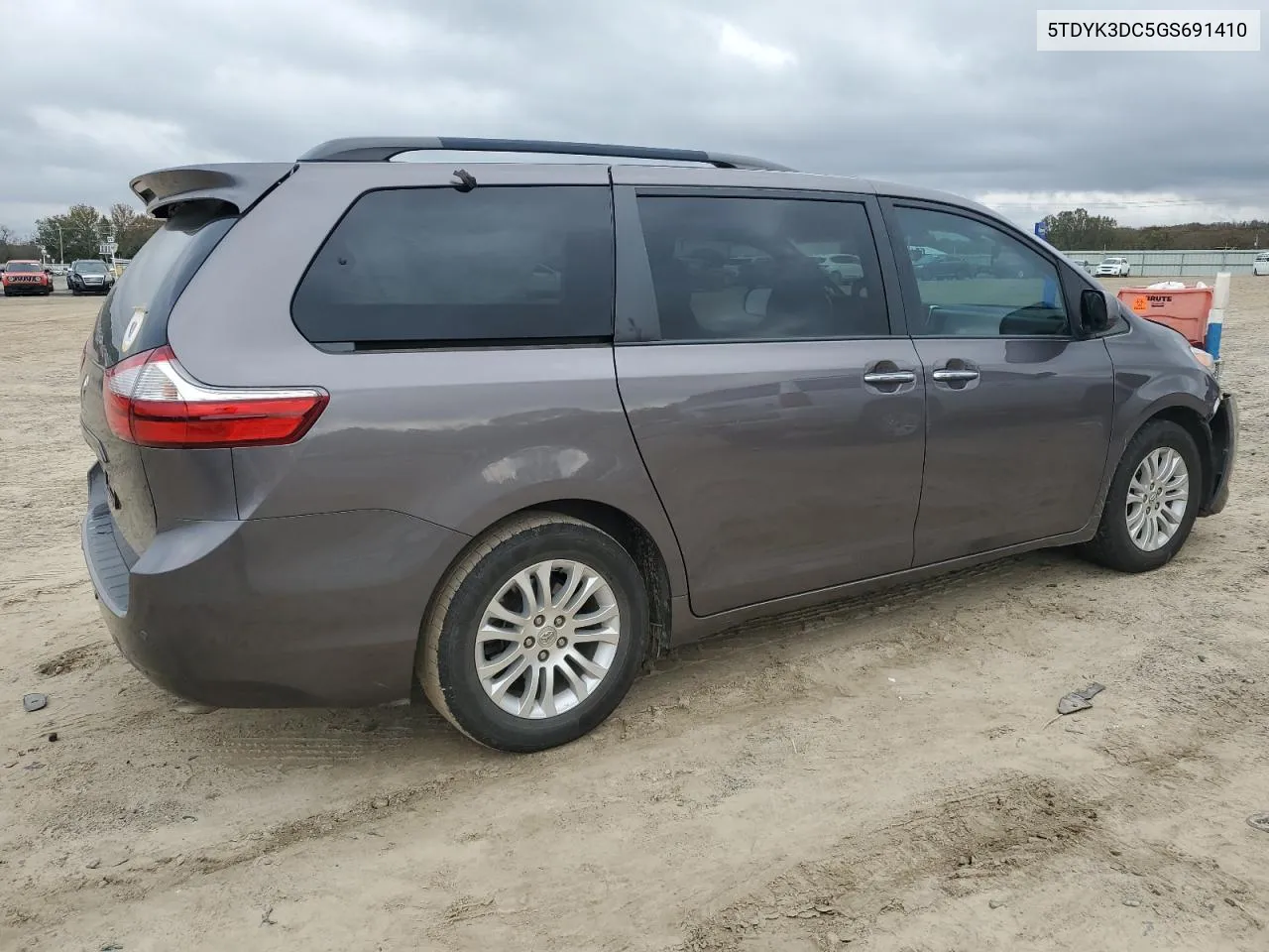 2016 Toyota Sienna Xle VIN: 5TDYK3DC5GS691410 Lot: 80760144