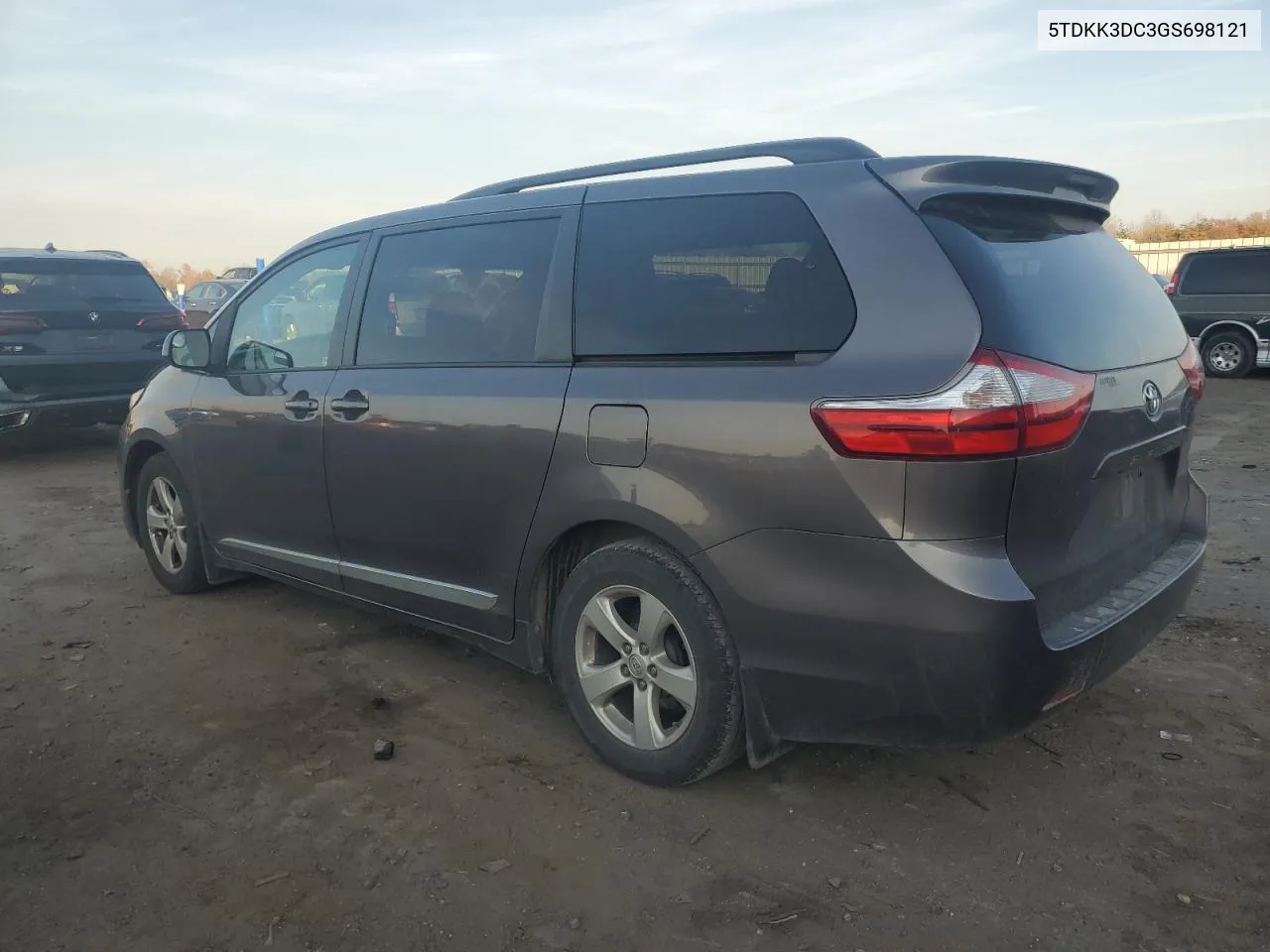 2016 Toyota Sienna Le VIN: 5TDKK3DC3GS698121 Lot: 81308224