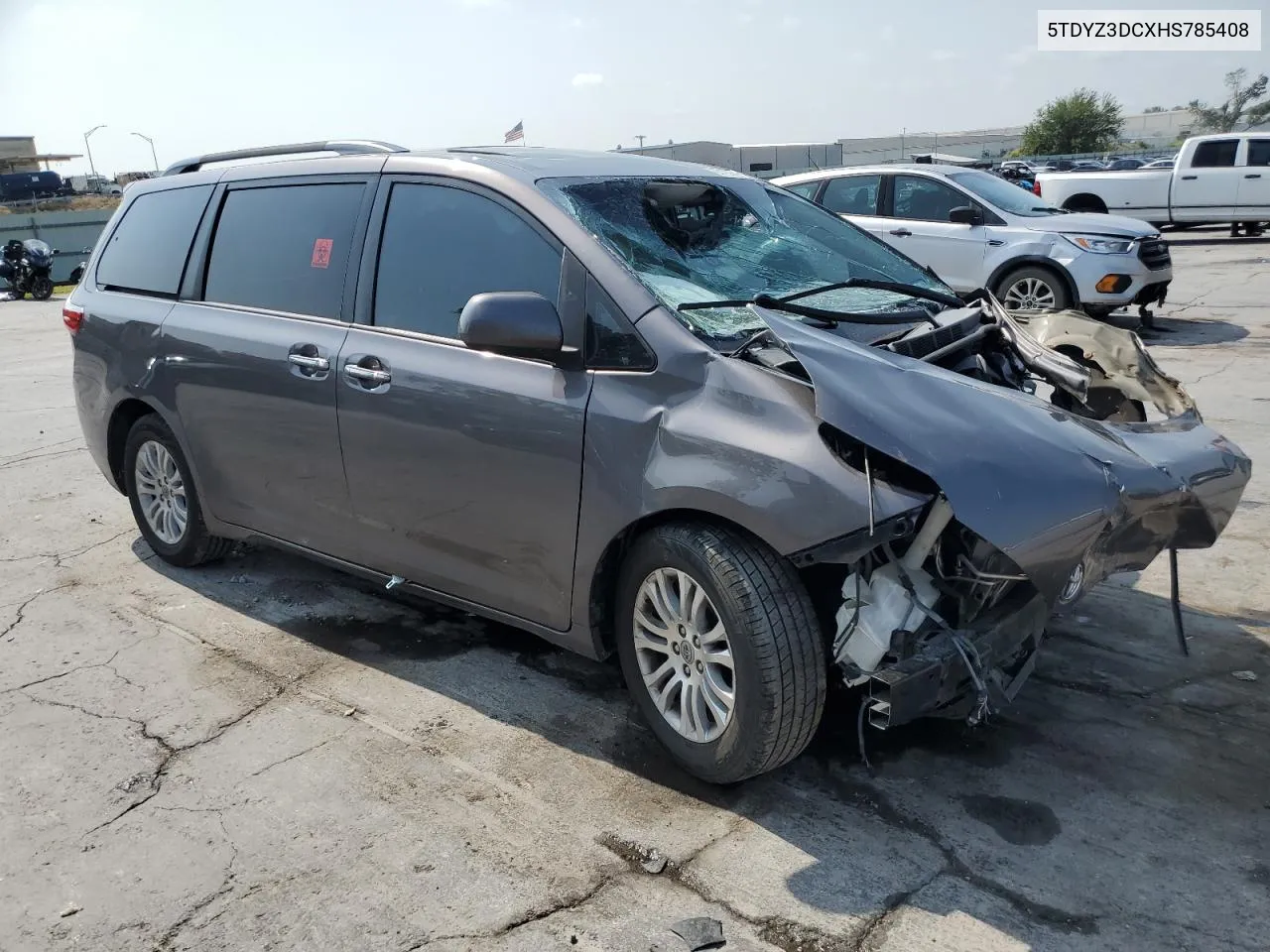 2017 Toyota Sienna Xle VIN: 5TDYZ3DCXHS785408 Lot: 55729664