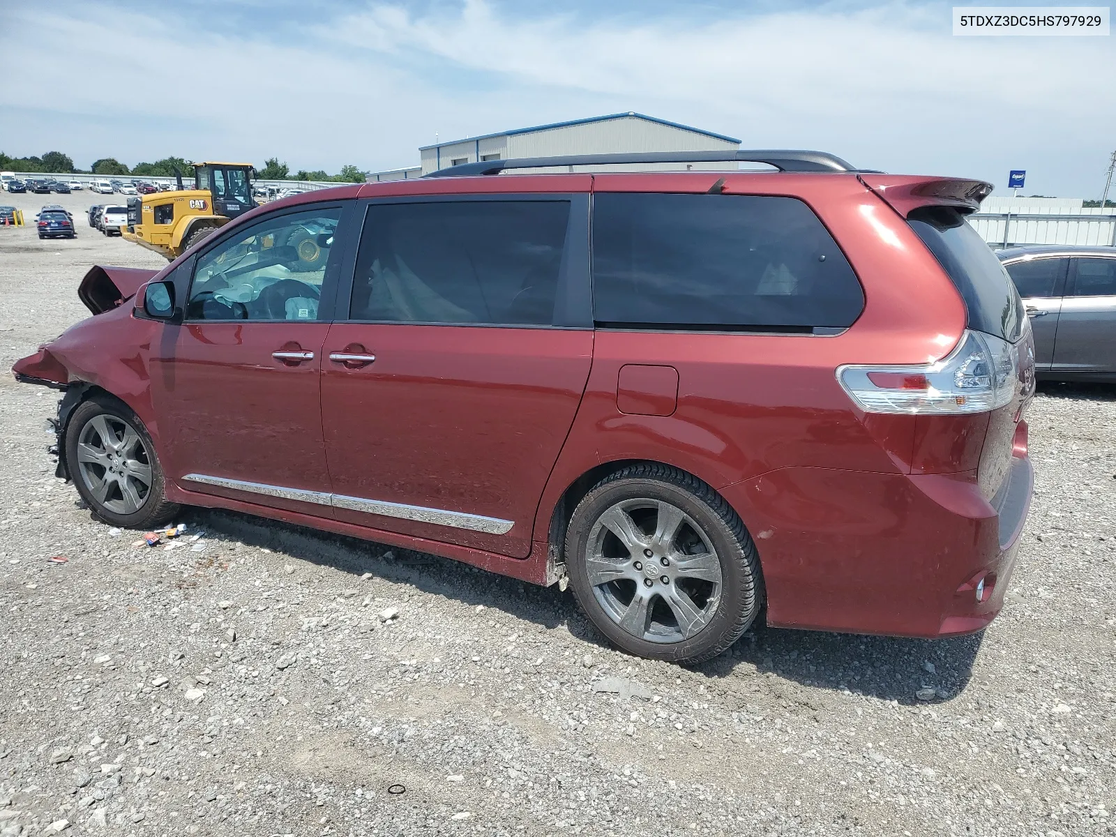 2017 Toyota Sienna Se VIN: 5TDXZ3DC5HS797929 Lot: 61260604