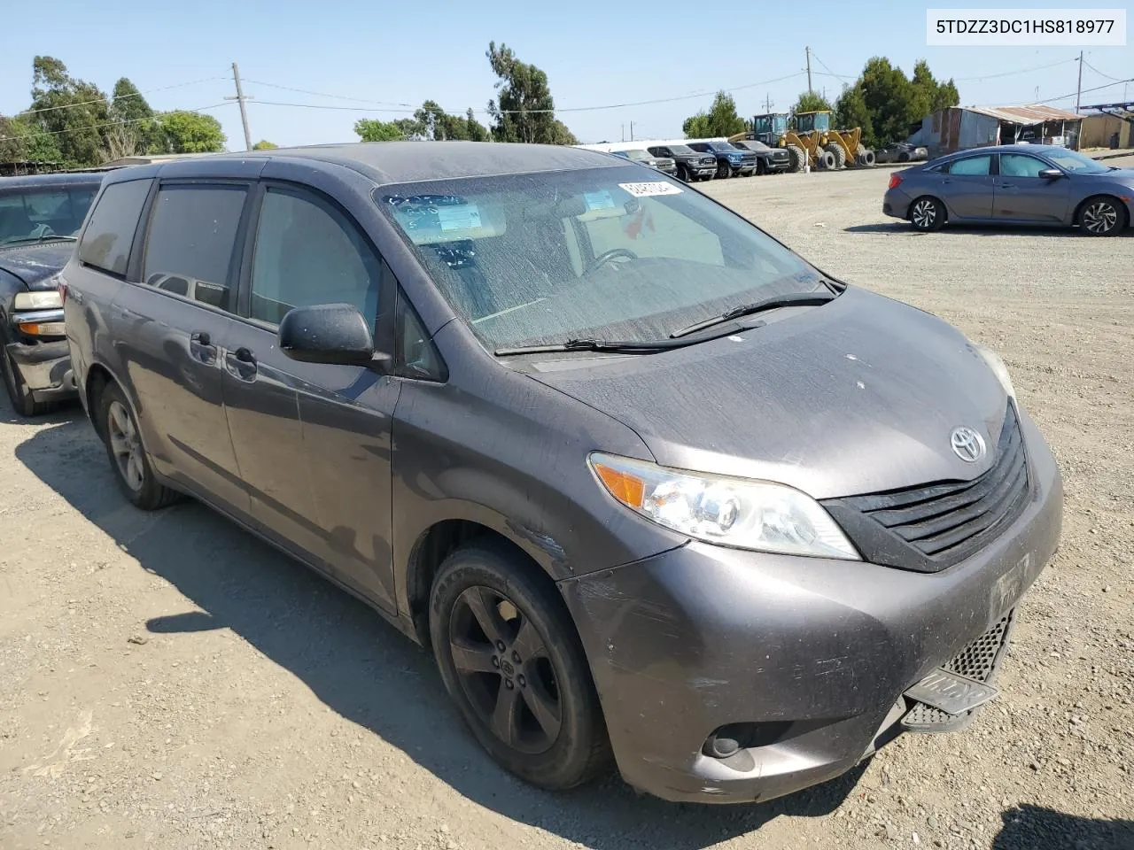 2017 Toyota Sienna VIN: 5TDZZ3DC1HS818977 Lot: 62487024