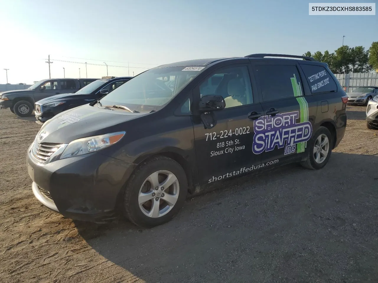 2017 Toyota Sienna Le VIN: 5TDKZ3DCXHS883585 Lot: 63054574