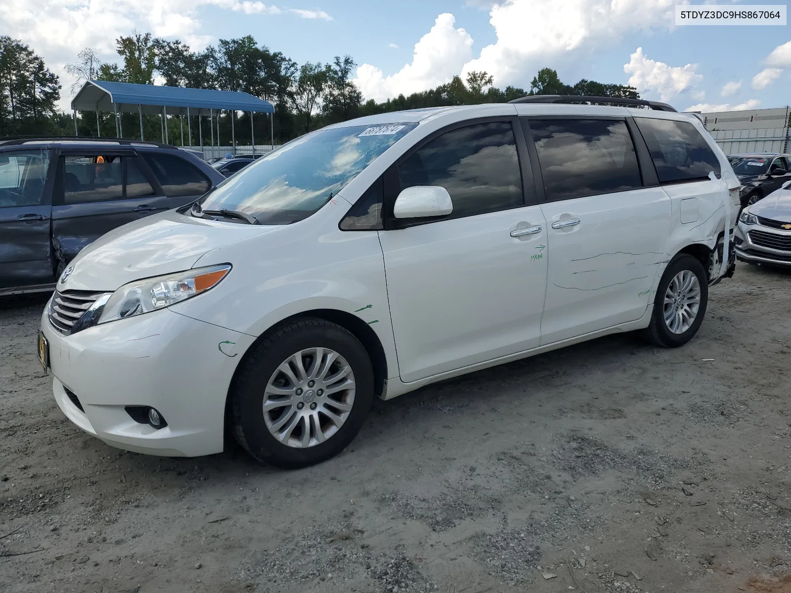 2017 Toyota Sienna Xle VIN: 5TDYZ3DC9HS867064 Lot: 66787674