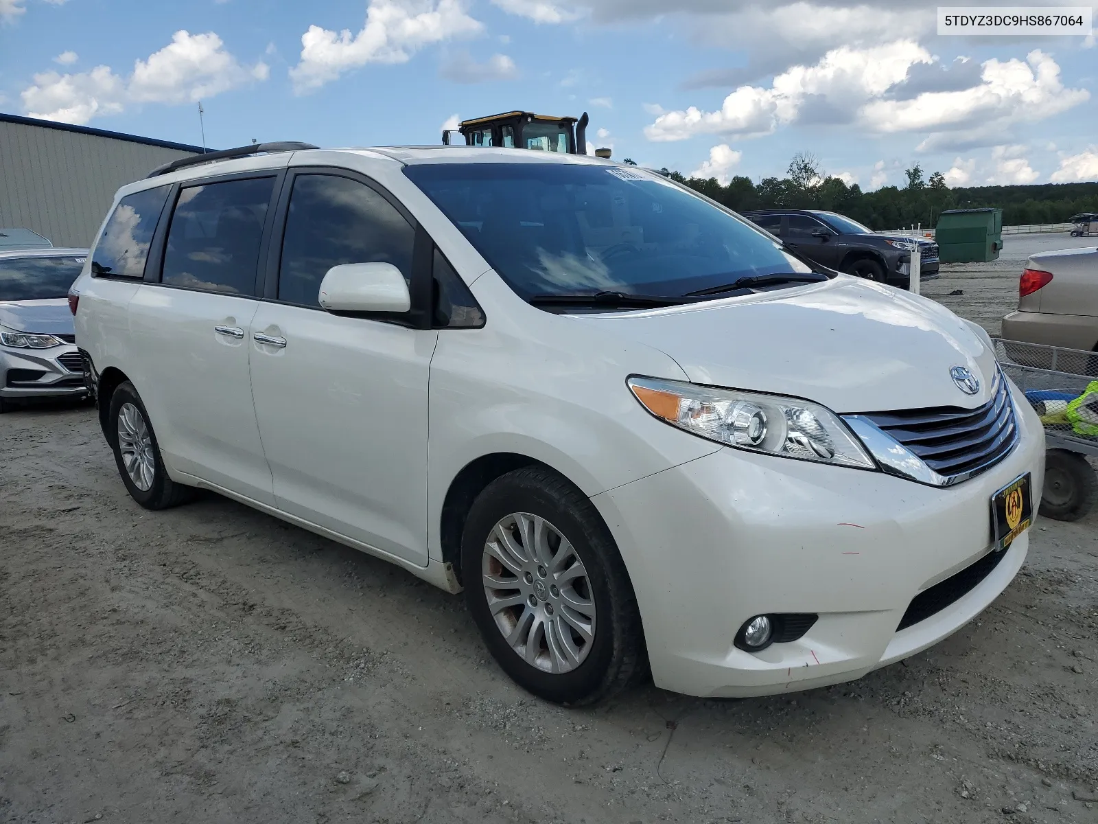 2017 Toyota Sienna Xle VIN: 5TDYZ3DC9HS867064 Lot: 66787674