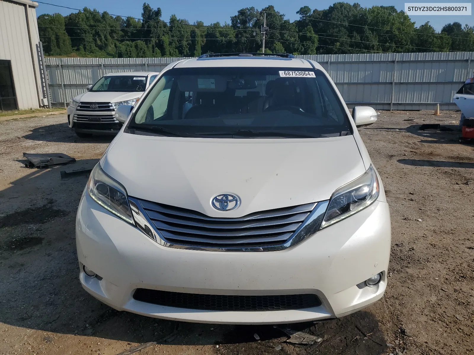 2017 Toyota Sienna Xle VIN: 5TDYZ3DC2HS800371 Lot: 68753064