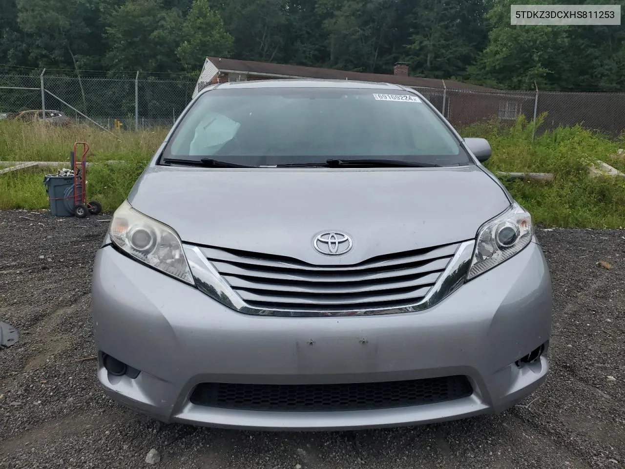 5TDKZ3DCXHS811253 2017 Toyota Sienna Le