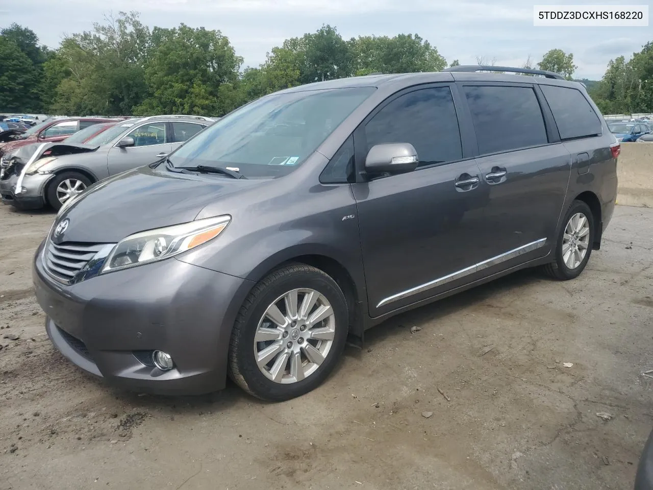 5TDDZ3DCXHS168220 2017 Toyota Sienna Xle