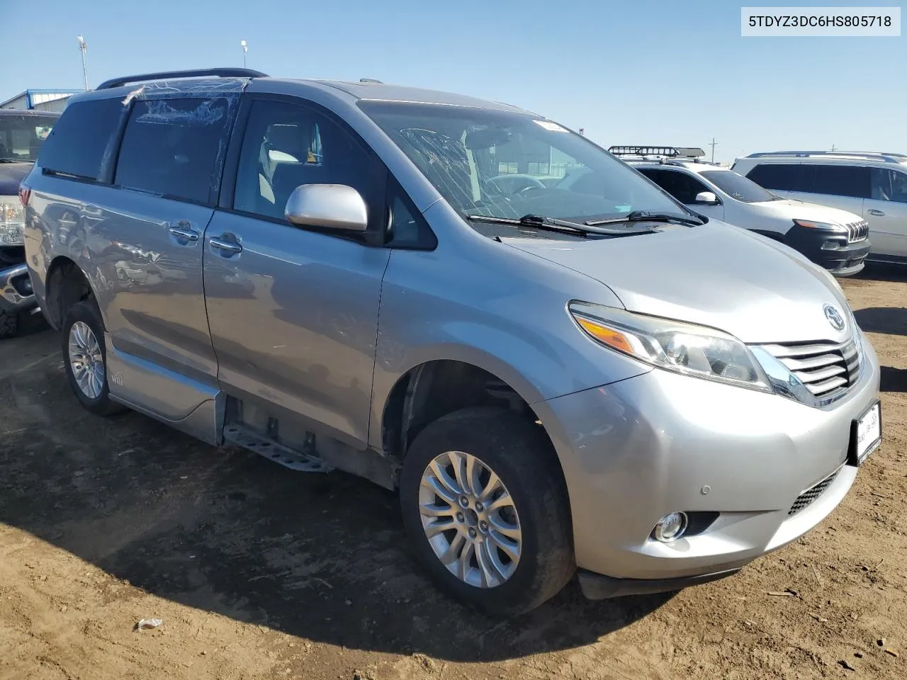 2017 Toyota Sienna Xle VIN: 5TDYZ3DC6HS805718 Lot: 70292664