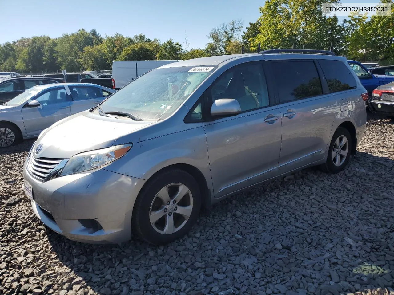 2017 Toyota Sienna Le VIN: 5TDKZ3DC7HS852035 Lot: 70768514