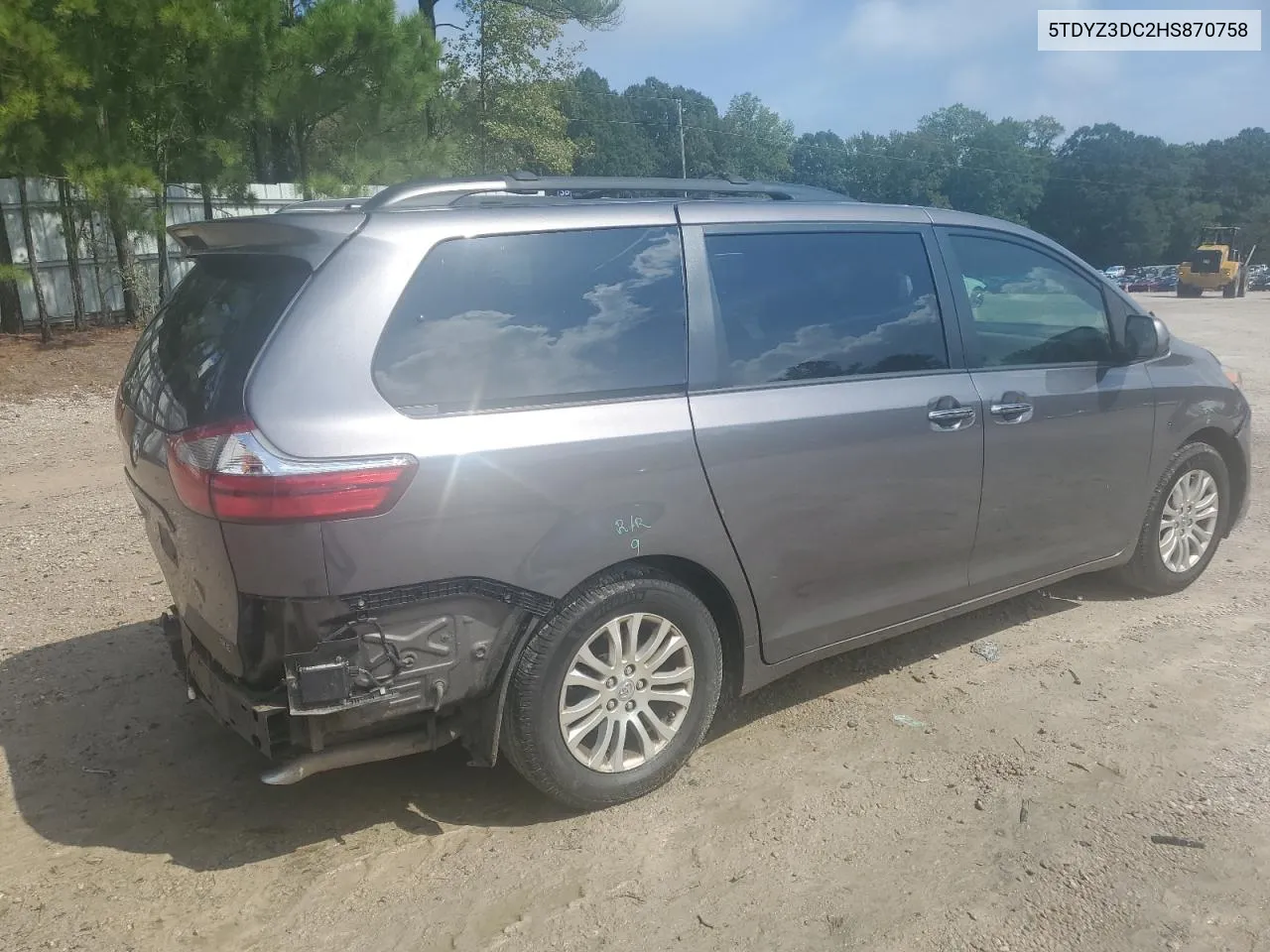 2017 Toyota Sienna Xle VIN: 5TDYZ3DC2HS870758 Lot: 72462104