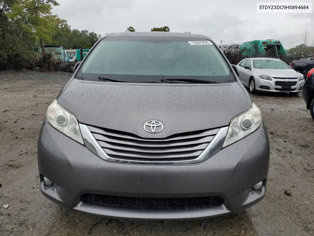 5TDYZ3DC9HS894684 2017 Toyota Sienna Xle