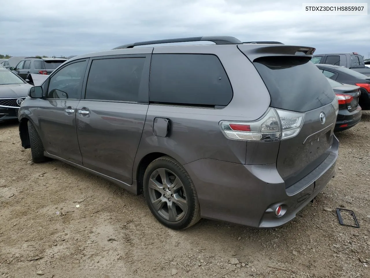 5TDXZ3DC1HS855907 2017 Toyota Sienna Se