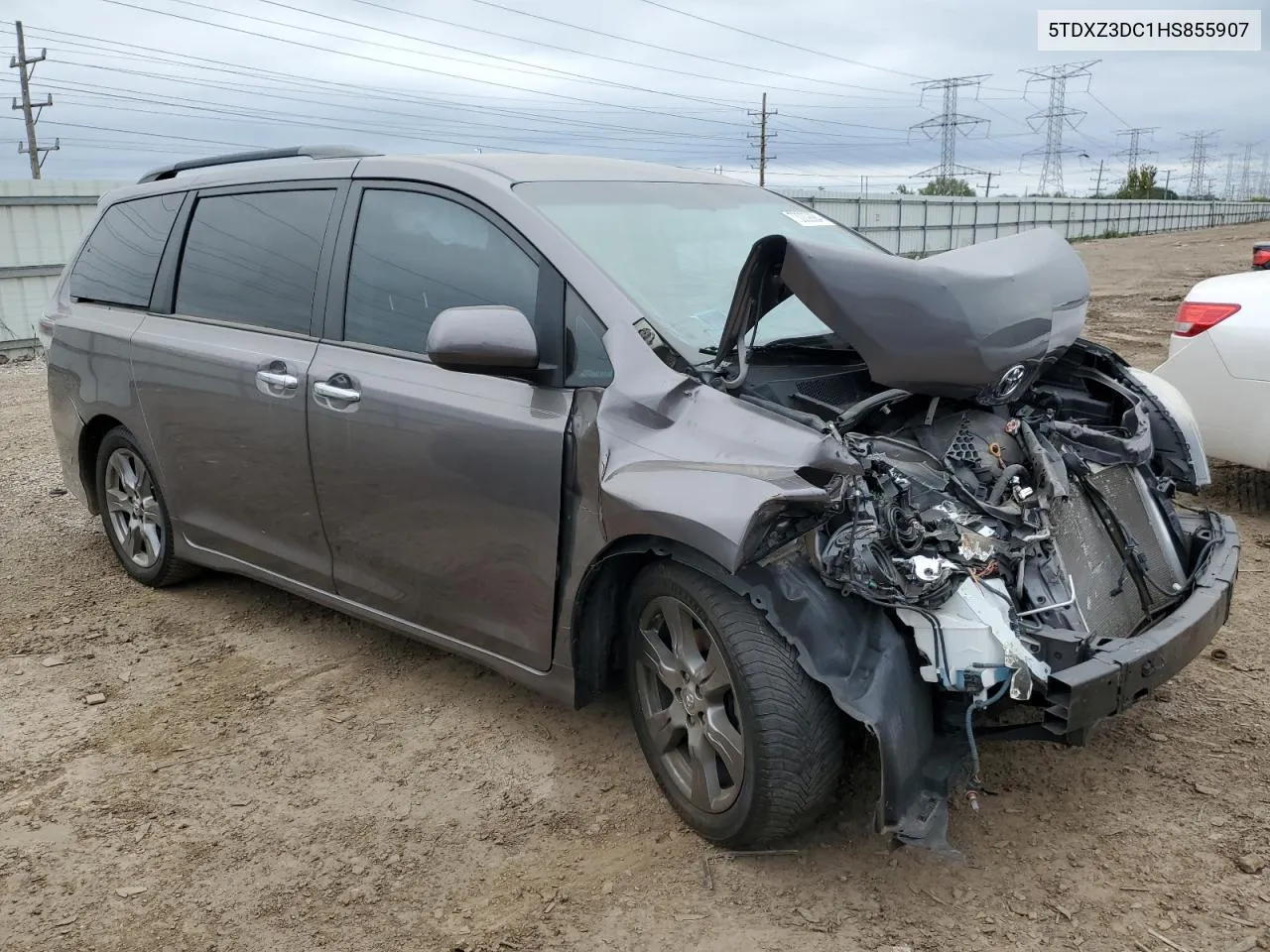 5TDXZ3DC1HS855907 2017 Toyota Sienna Se