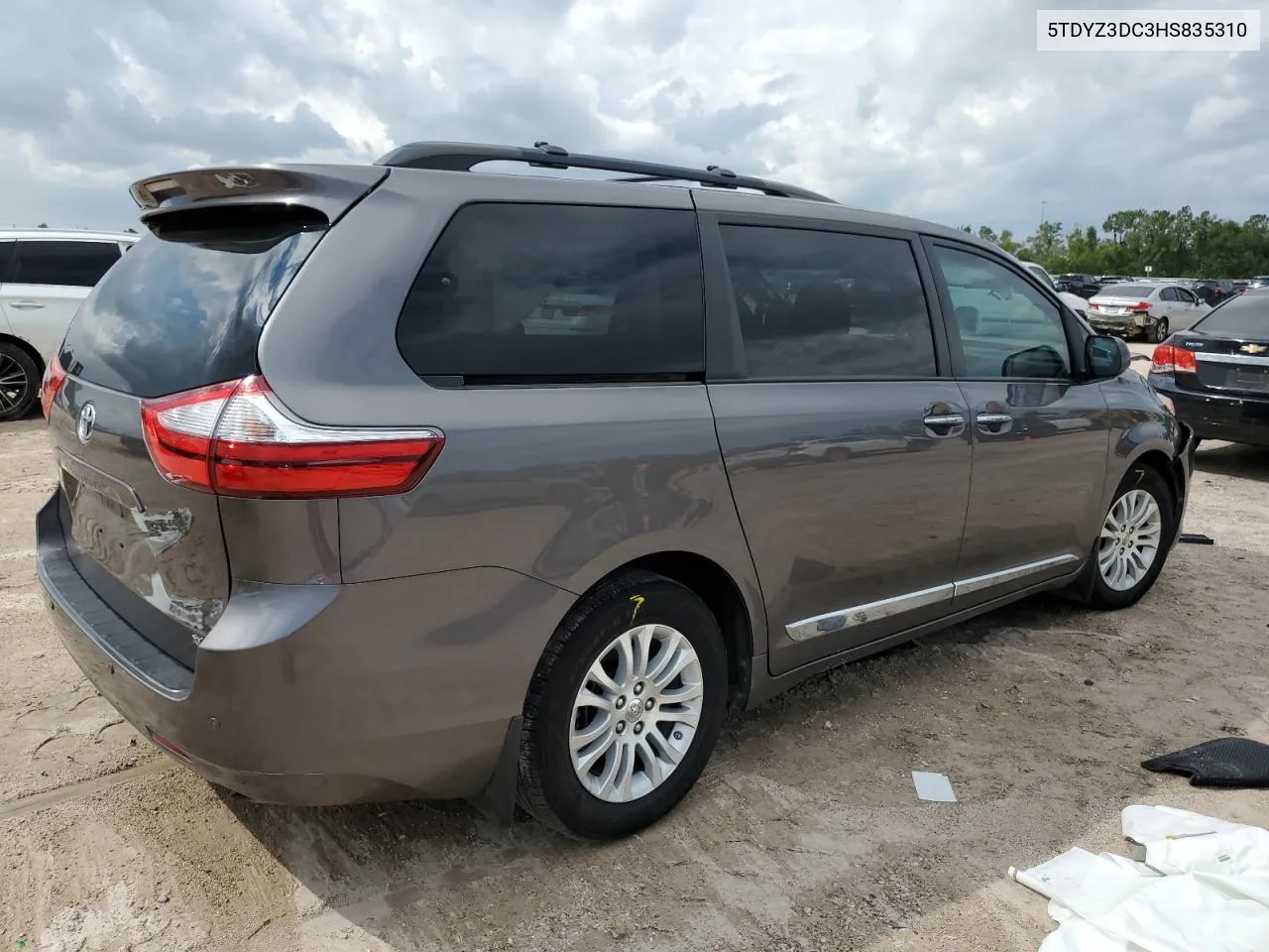 2017 Toyota Sienna Xle VIN: 5TDYZ3DC3HS835310 Lot: 73169854