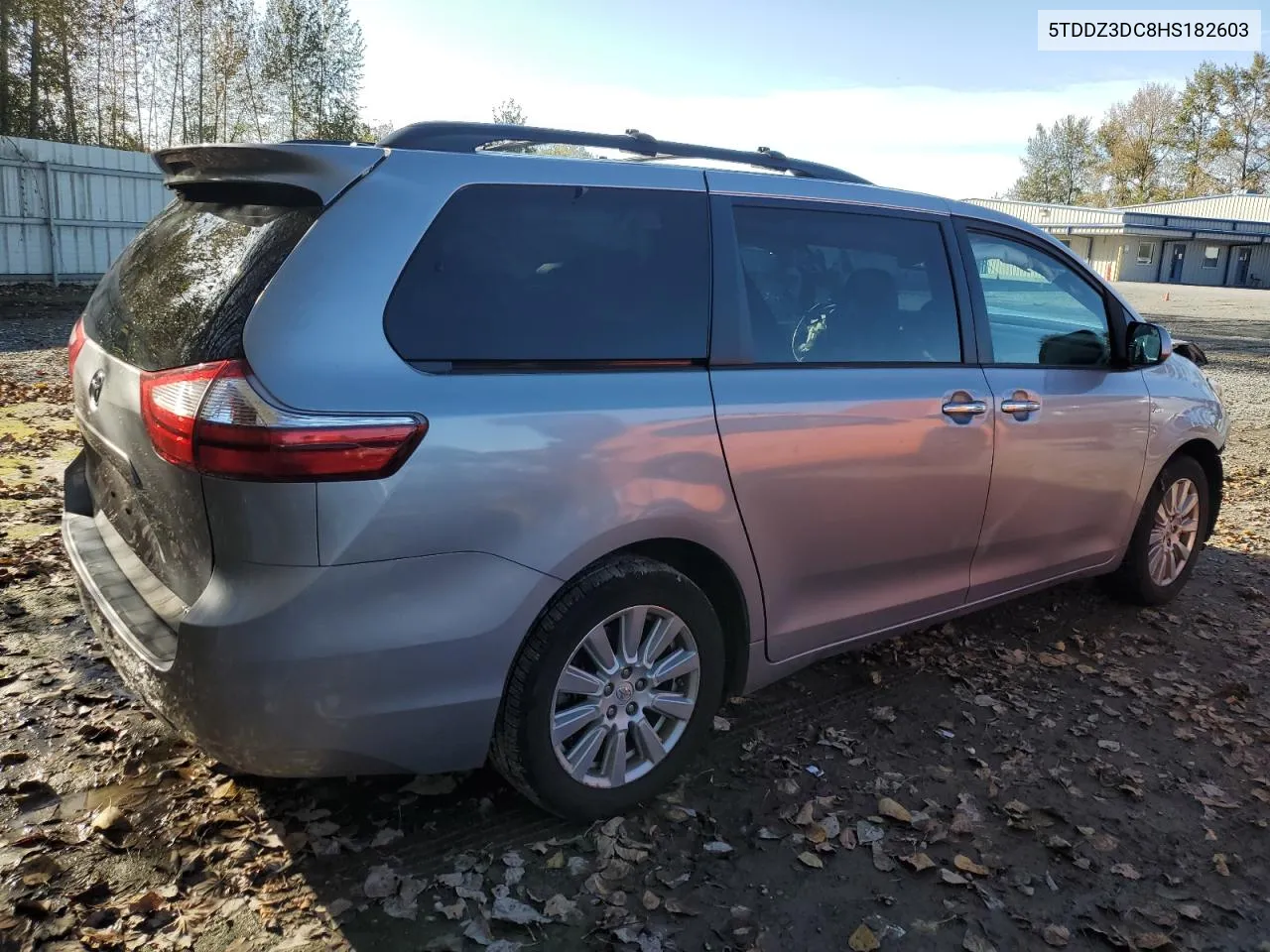 5TDDZ3DC8HS182603 2017 Toyota Sienna Xle