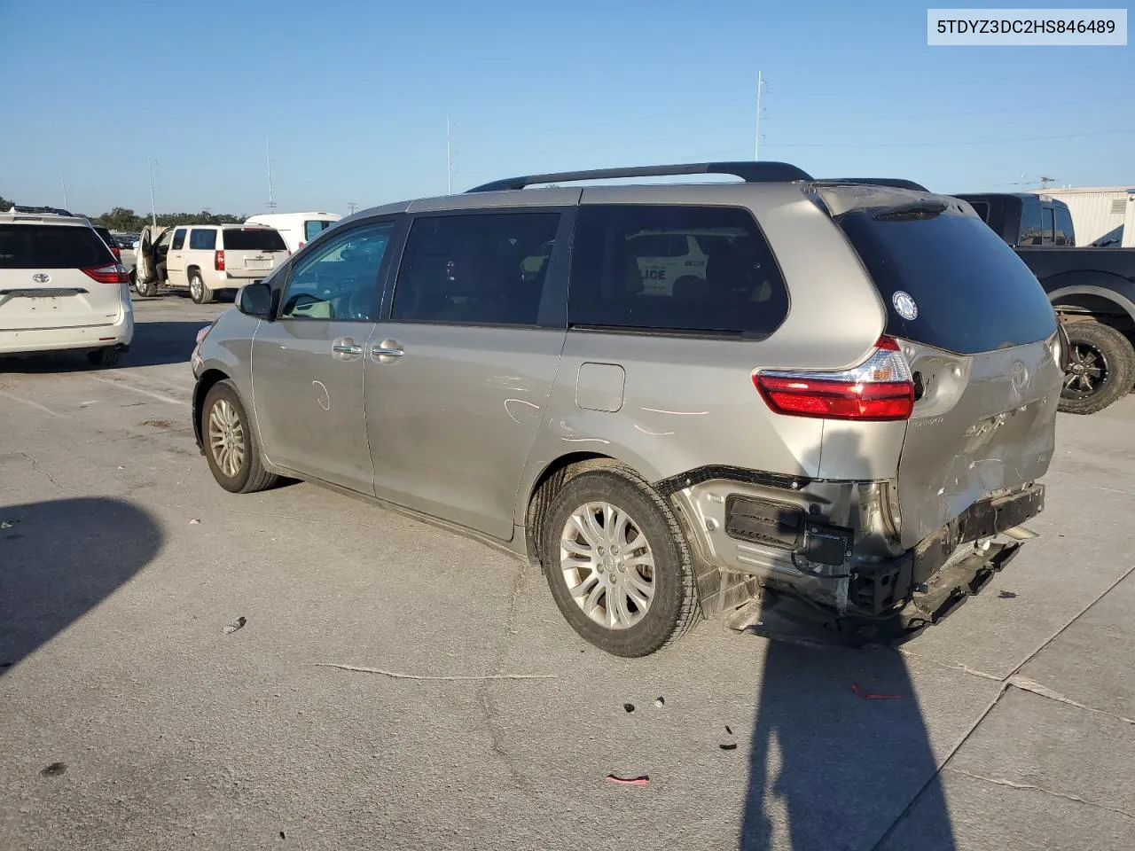 2017 Toyota Sienna Xle VIN: 5TDYZ3DC2HS846489 Lot: 73914874