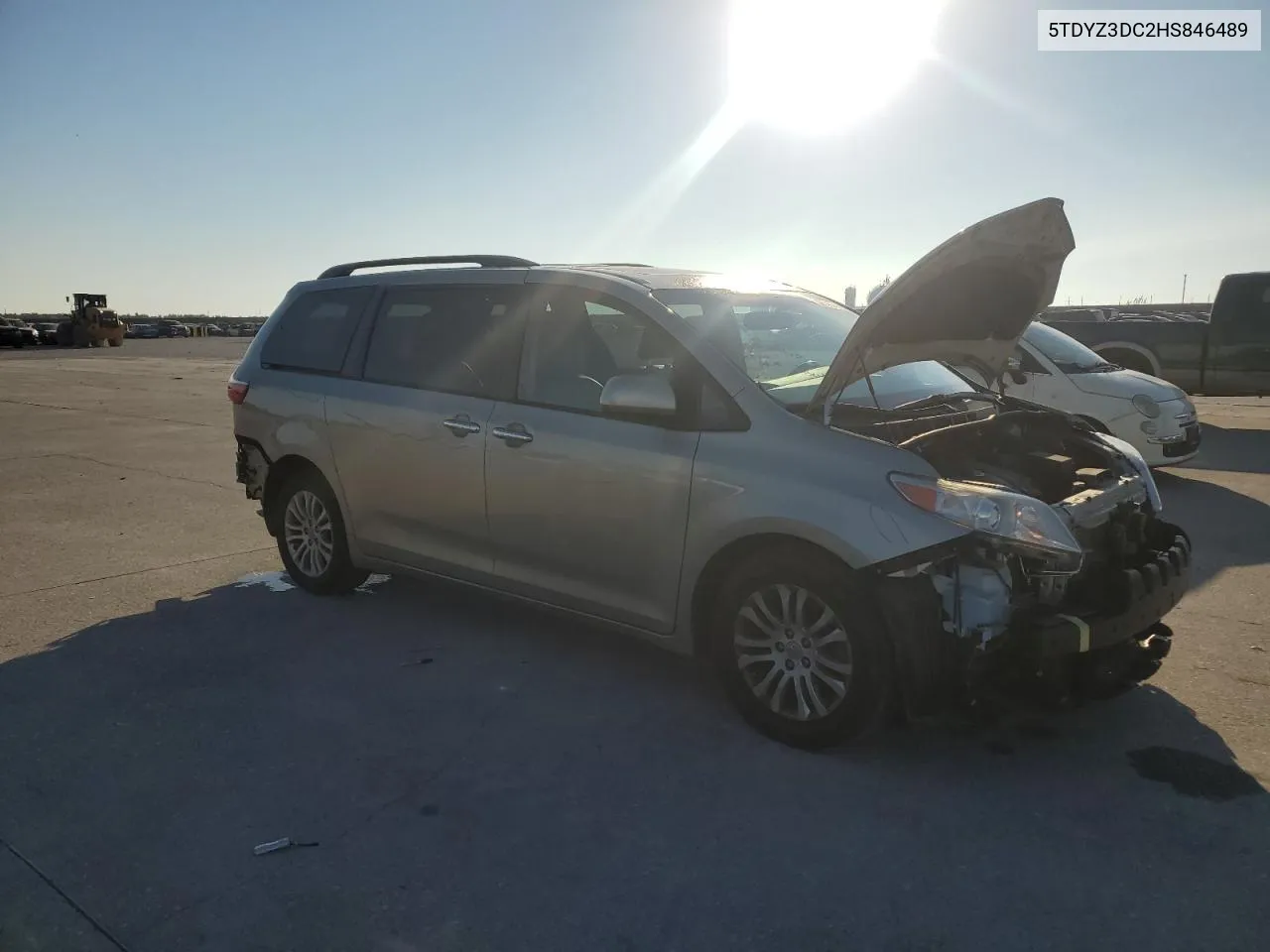 2017 Toyota Sienna Xle VIN: 5TDYZ3DC2HS846489 Lot: 73914874