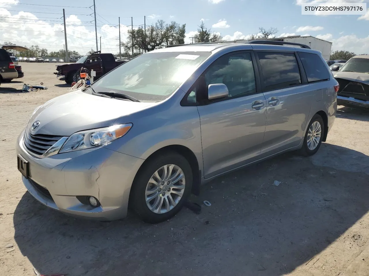 5TDYZ3DC9HS797176 2017 Toyota Sienna Xle