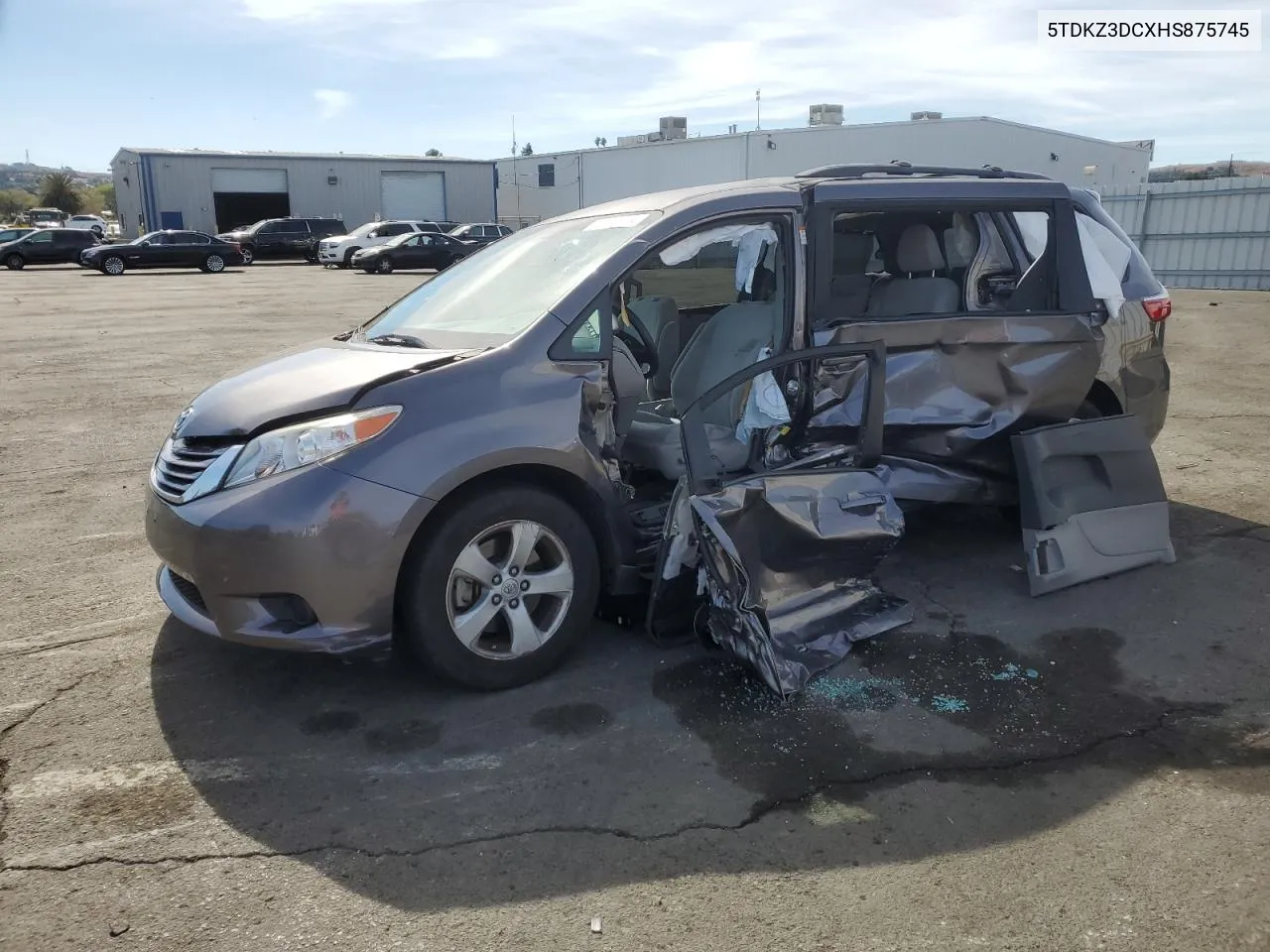 2017 Toyota Sienna Le VIN: 5TDKZ3DCXHS875745 Lot: 75461164