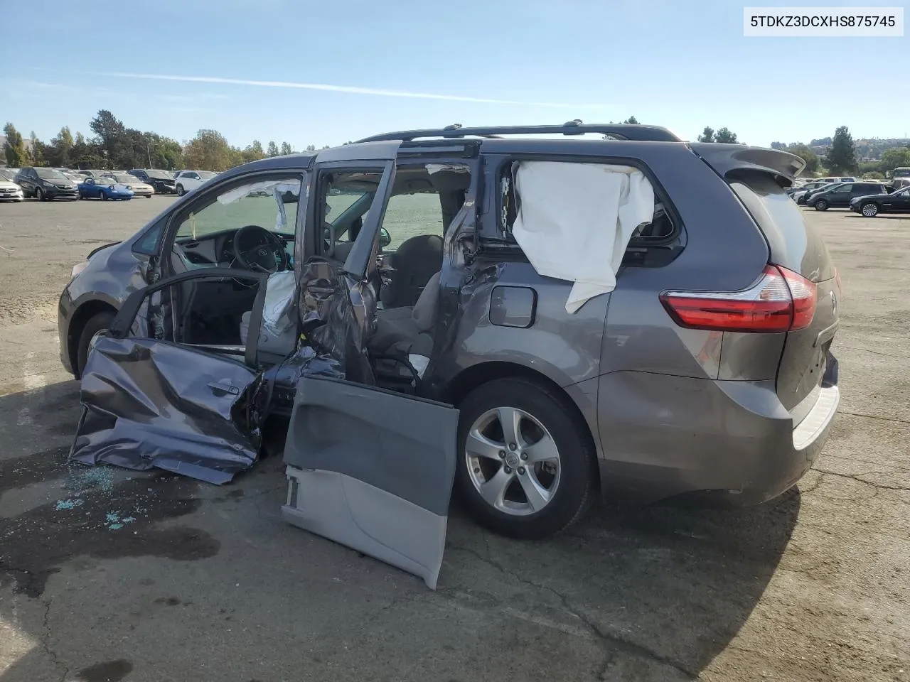 2017 Toyota Sienna Le VIN: 5TDKZ3DCXHS875745 Lot: 75461164