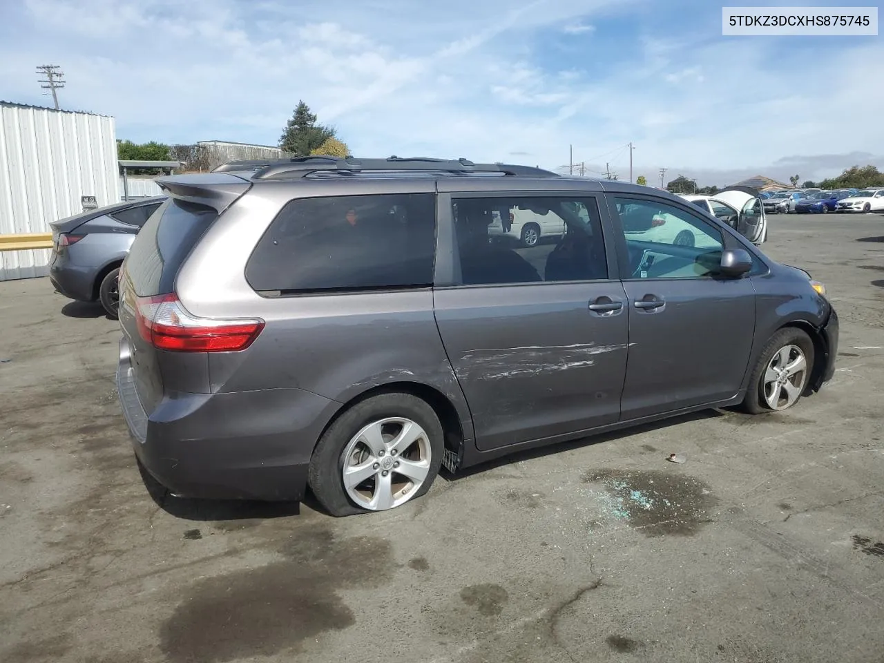 2017 Toyota Sienna Le VIN: 5TDKZ3DCXHS875745 Lot: 75461164