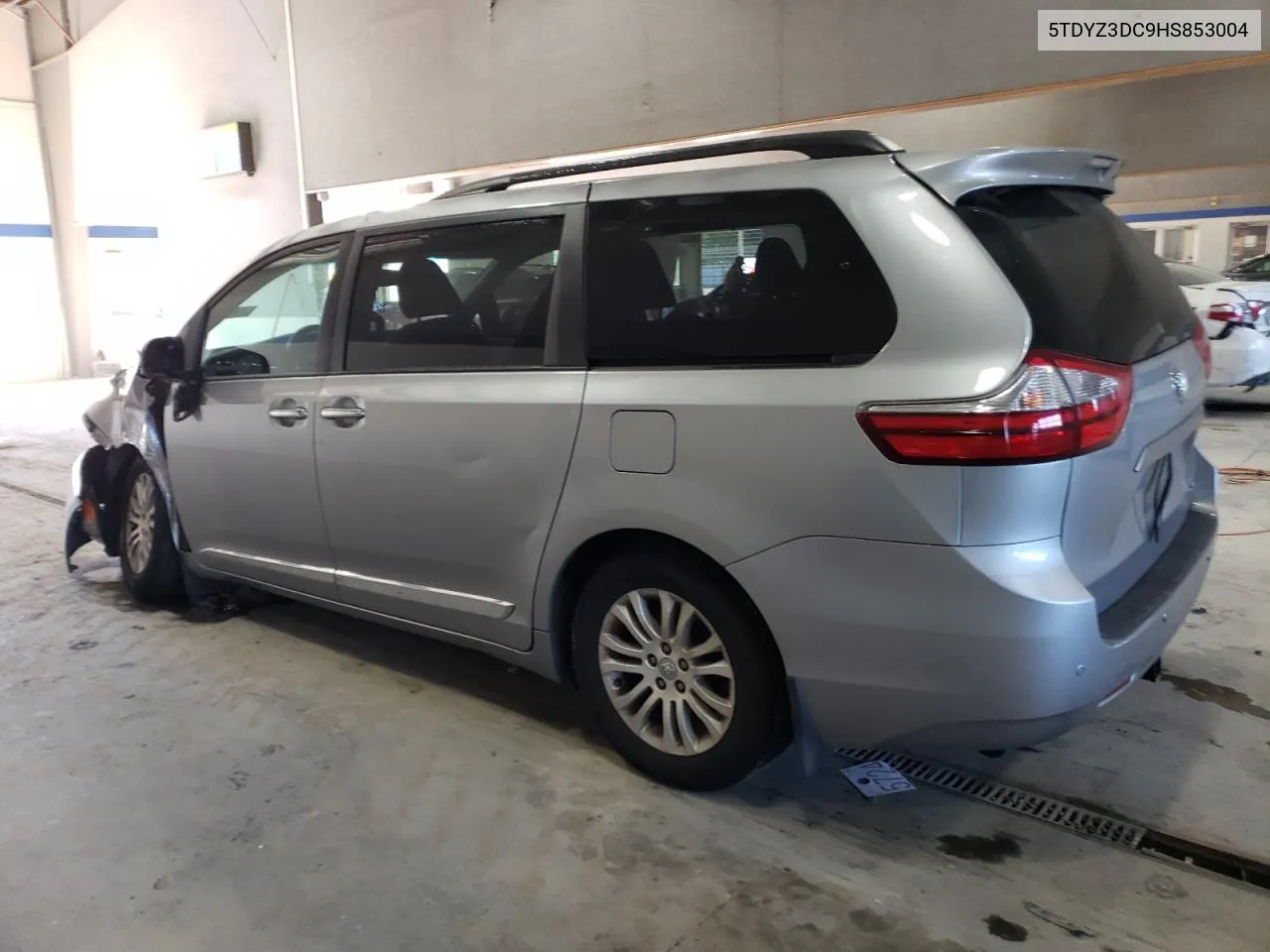 2017 Toyota Sienna Xle VIN: 5TDYZ3DC9HS853004 Lot: 75640584