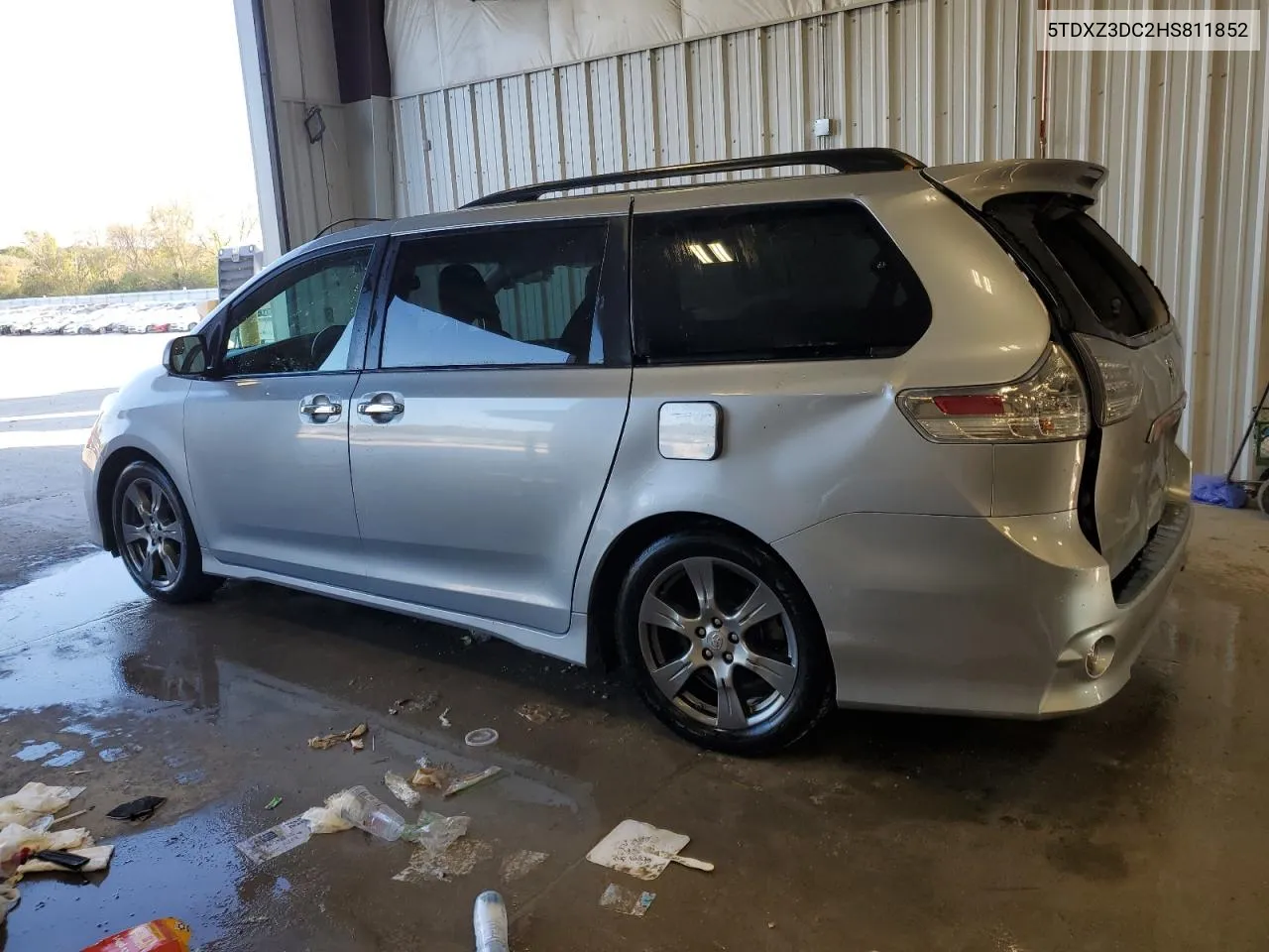 2017 Toyota Sienna Se VIN: 5TDXZ3DC2HS811852 Lot: 75678984