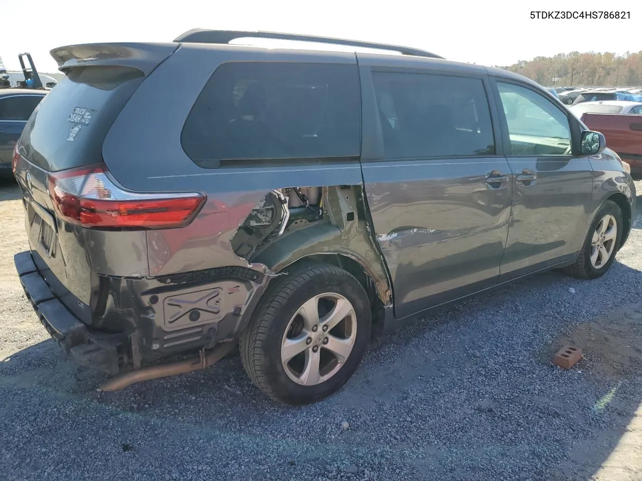 5TDKZ3DC4HS786821 2017 Toyota Sienna Le