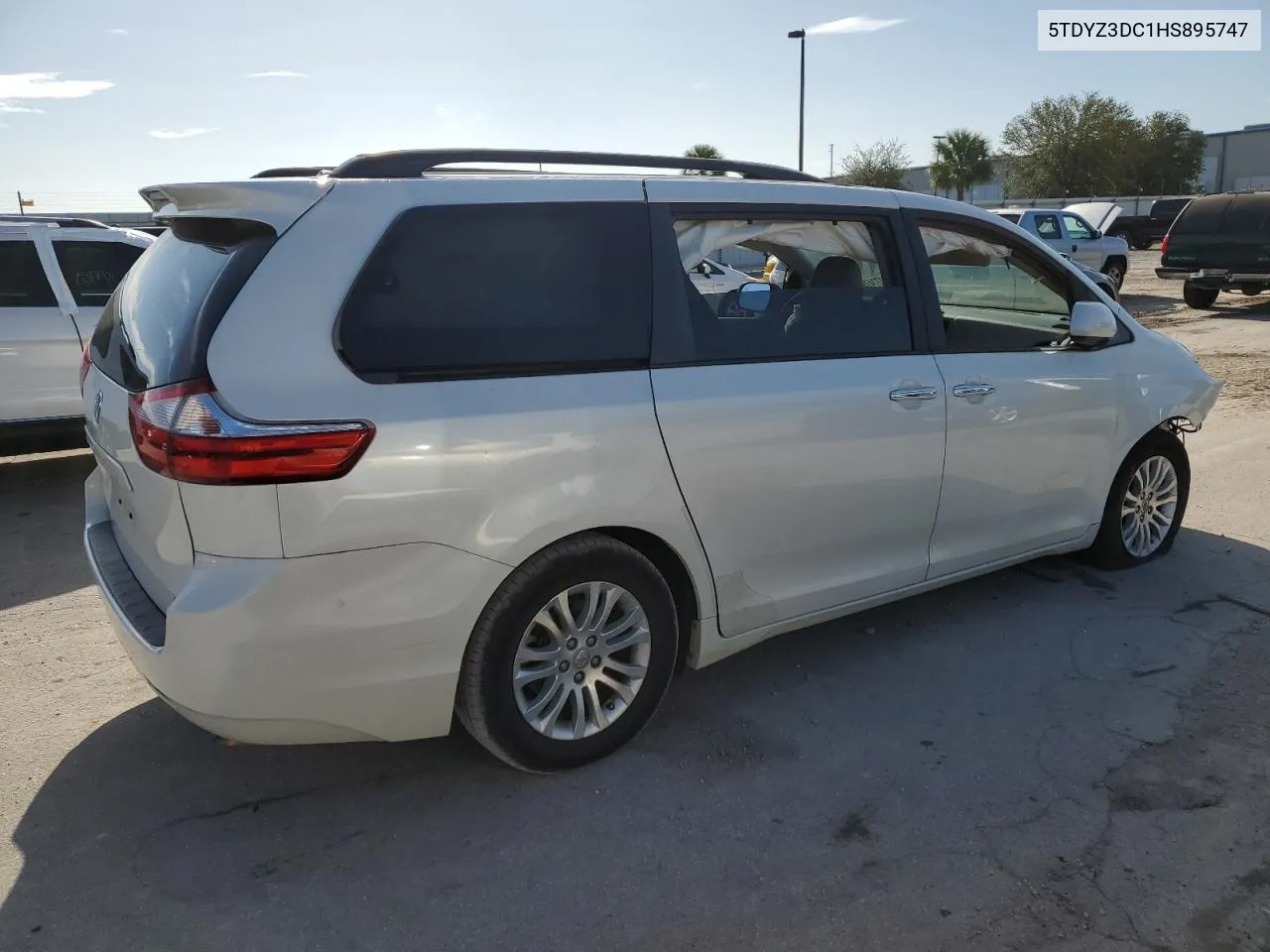 2017 Toyota Sienna Xle VIN: 5TDYZ3DC1HS895747 Lot: 77419454