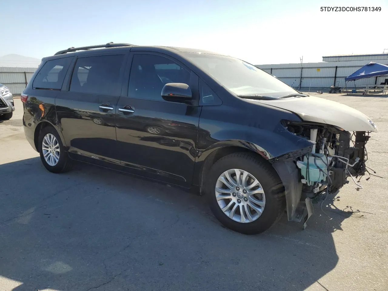 2017 Toyota Sienna Xle VIN: 5TDYZ3DC0HS781349 Lot: 77602304