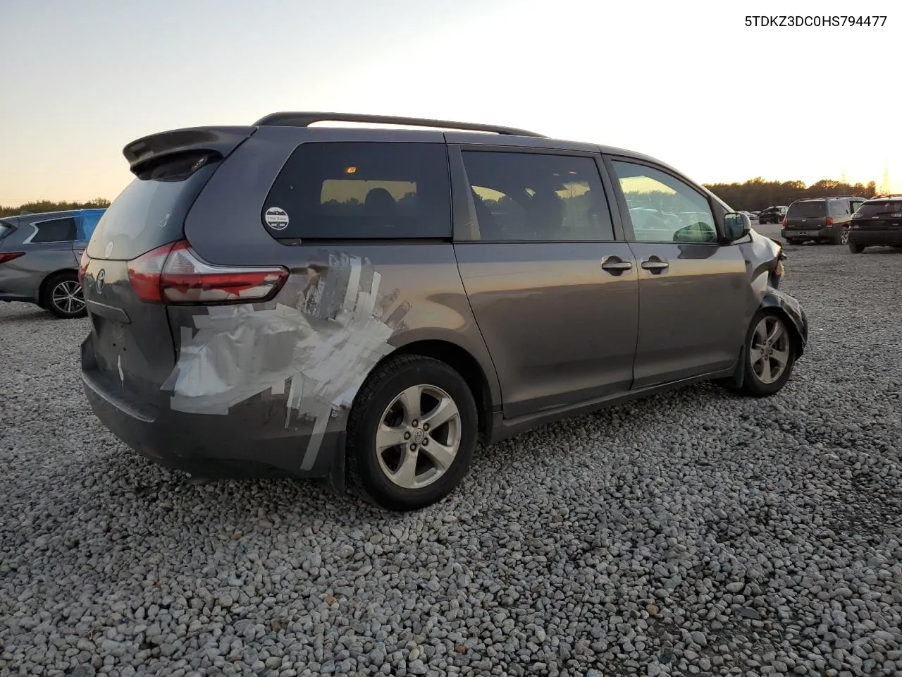 2017 Toyota Sienna Le VIN: 5TDKZ3DC0HS794477 Lot: 80382524