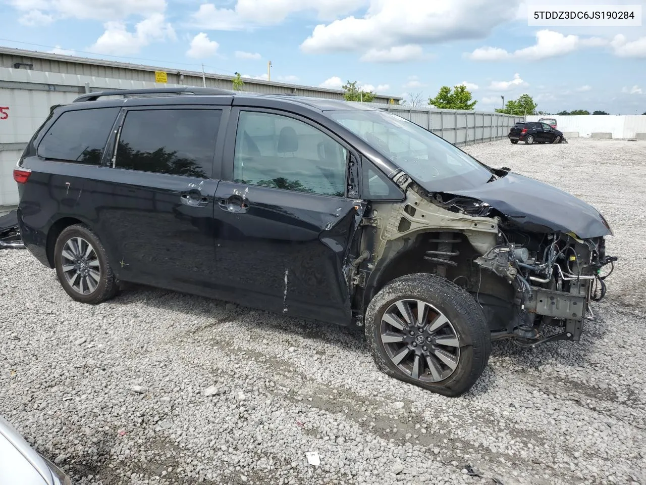 5TDDZ3DC6JS190284 2018 Toyota Sienna Xle