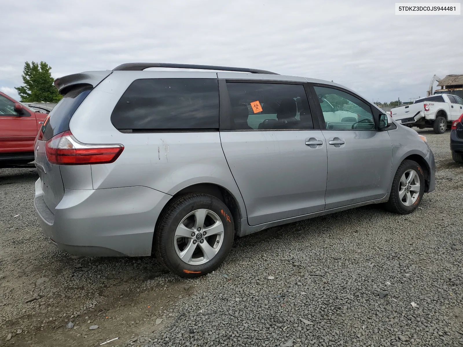 2018 Toyota Sienna Le VIN: 5TDKZ3DC0JS944481 Lot: 67123654