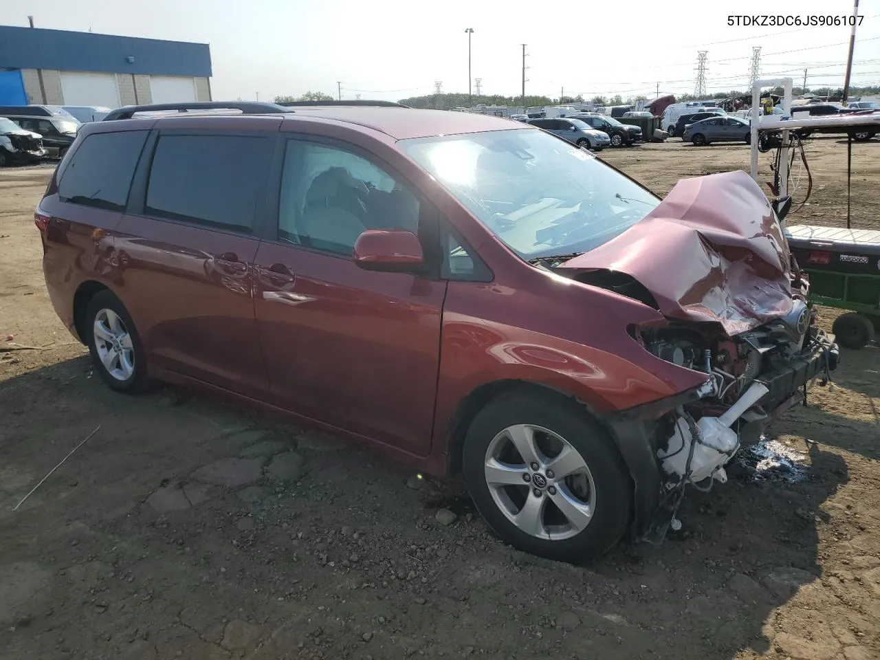 2018 Toyota Sienna Le VIN: 5TDKZ3DC6JS906107 Lot: 71313204