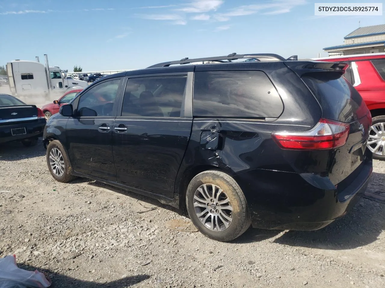 2018 Toyota Sienna Xle VIN: 5TDYZ3DC5JS925774 Lot: 73804284