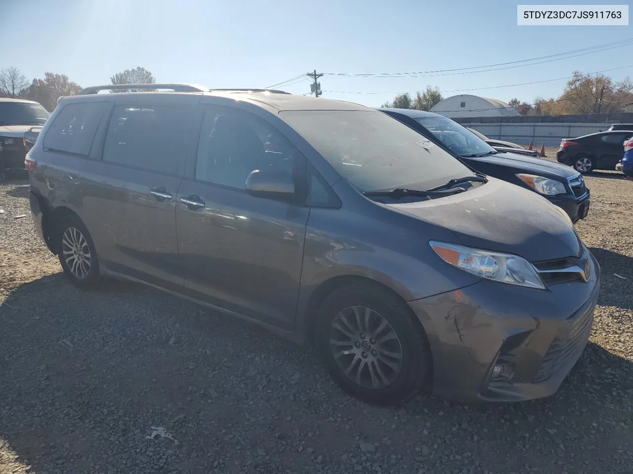 5TDYZ3DC7JS911763 2018 Toyota Sienna Xle