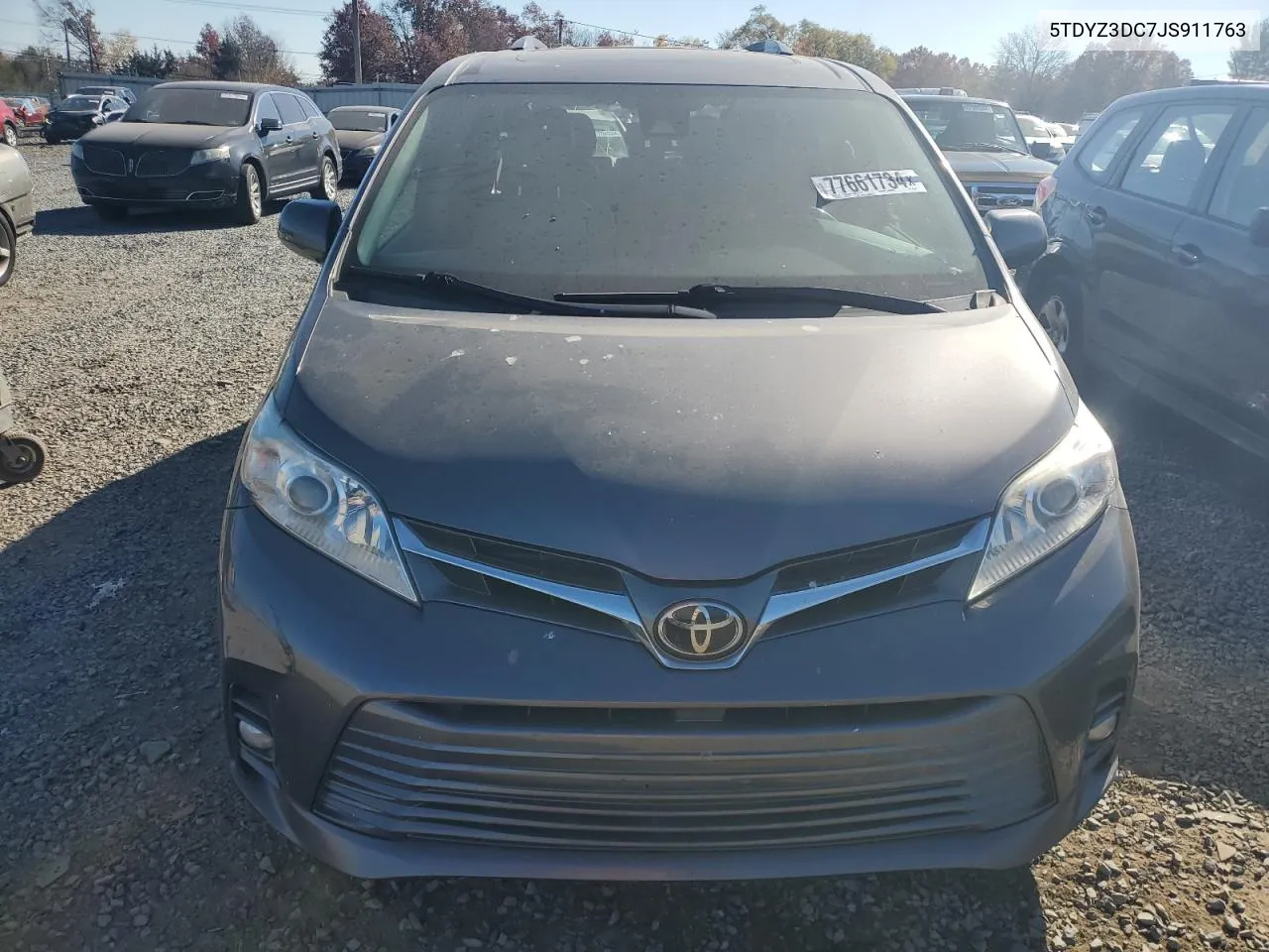 5TDYZ3DC7JS911763 2018 Toyota Sienna Xle