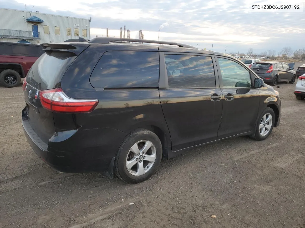 2018 Toyota Sienna Le VIN: 5TDKZ3DC6JS907192 Lot: 78068734