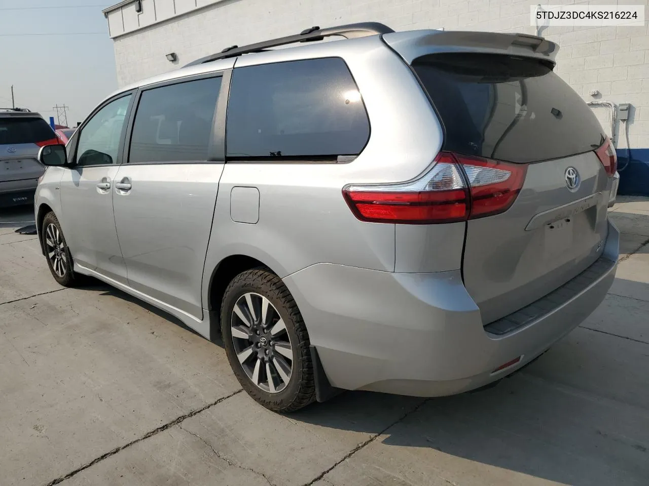 5TDJZ3DC4KS216224 2019 Toyota Sienna Le