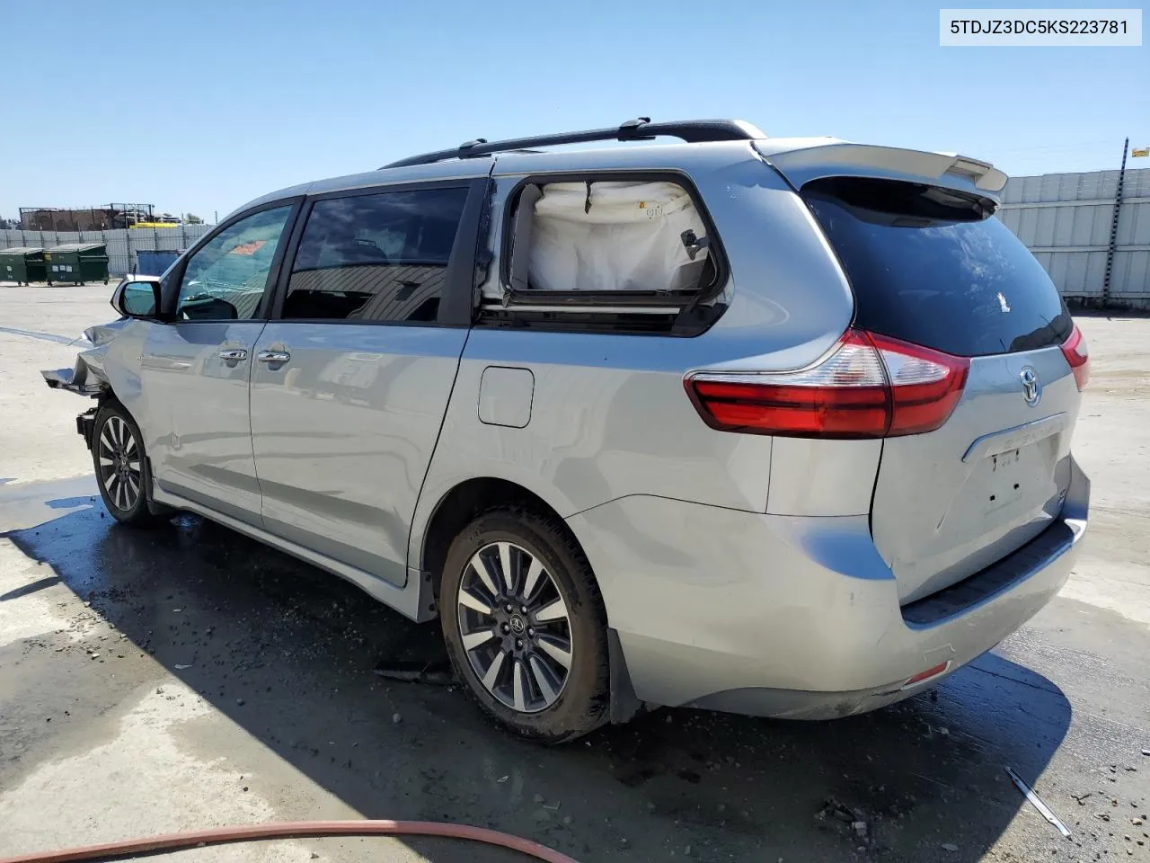 2019 Toyota Sienna Le VIN: 5TDJZ3DC5KS223781 Lot: 68074474