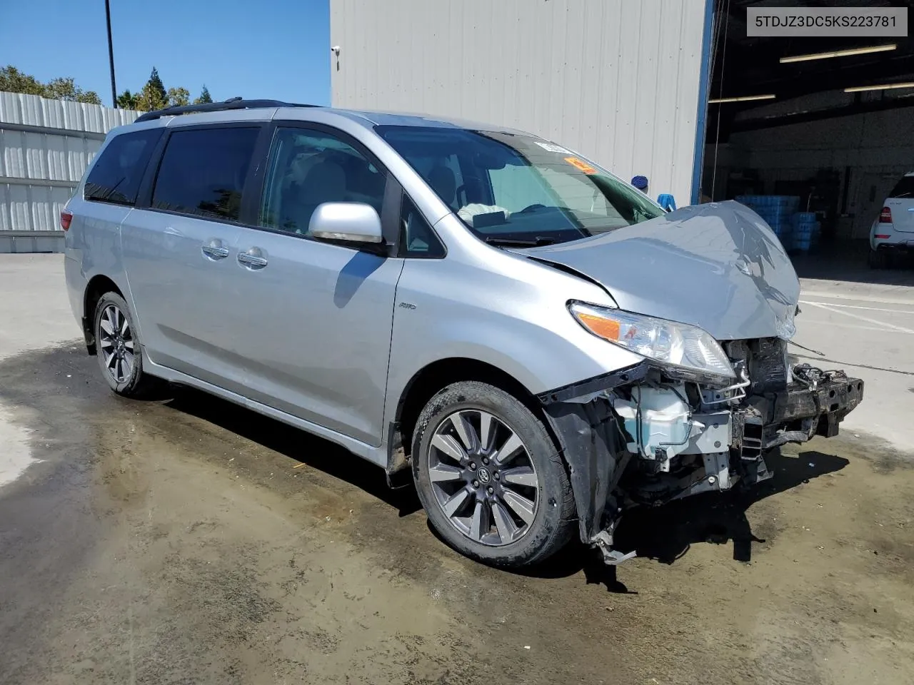 5TDJZ3DC5KS223781 2019 Toyota Sienna Le