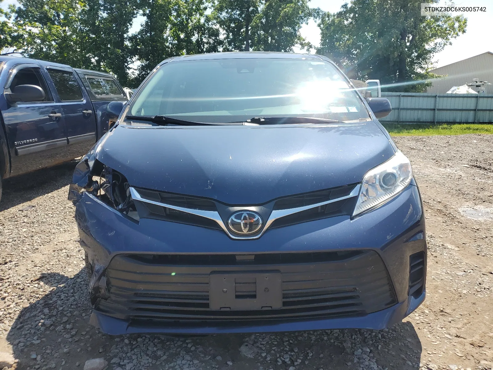 5TDKZ3DC6KS005742 2019 Toyota Sienna Le