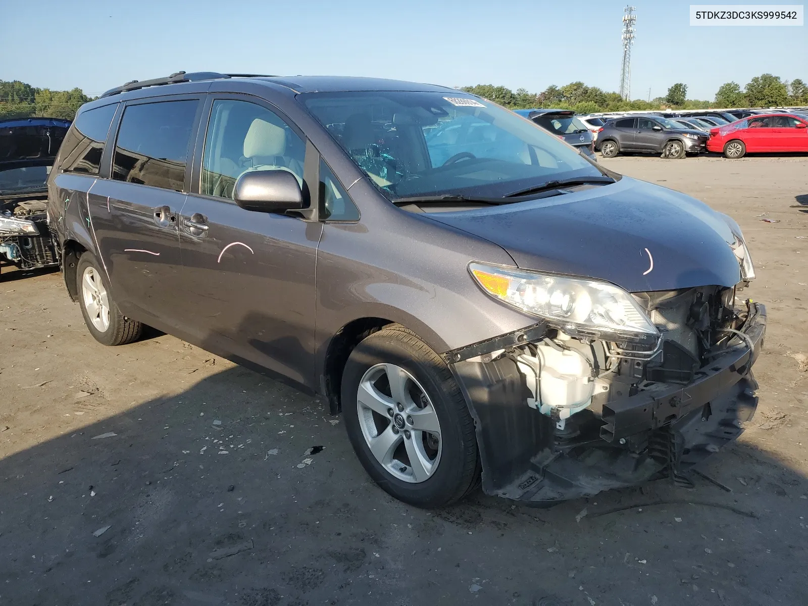 5TDKZ3DC3KS999542 2019 Toyota Sienna Le