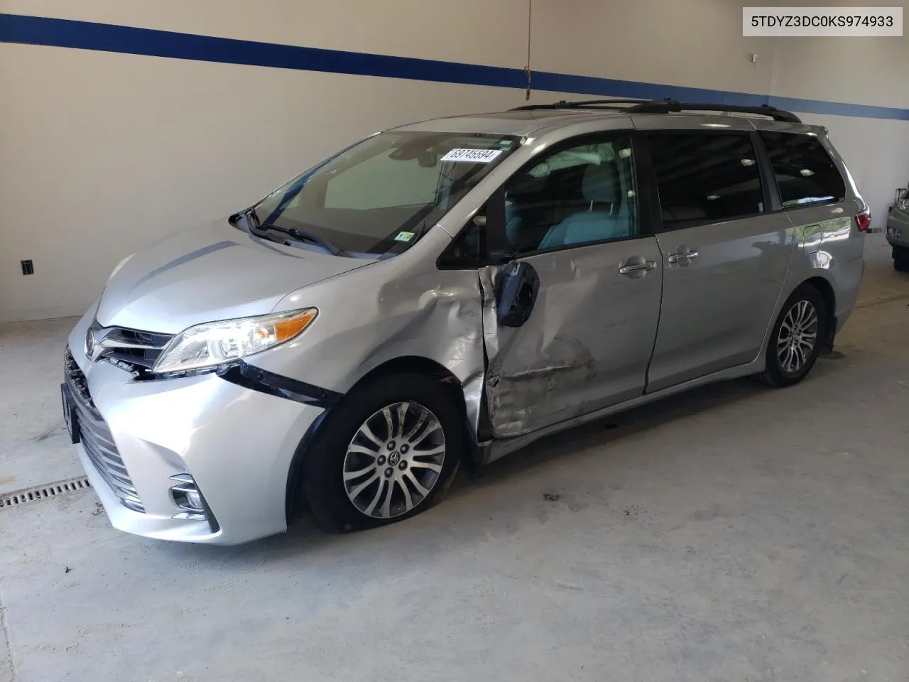 5TDYZ3DC0KS974933 2019 Toyota Sienna Xle