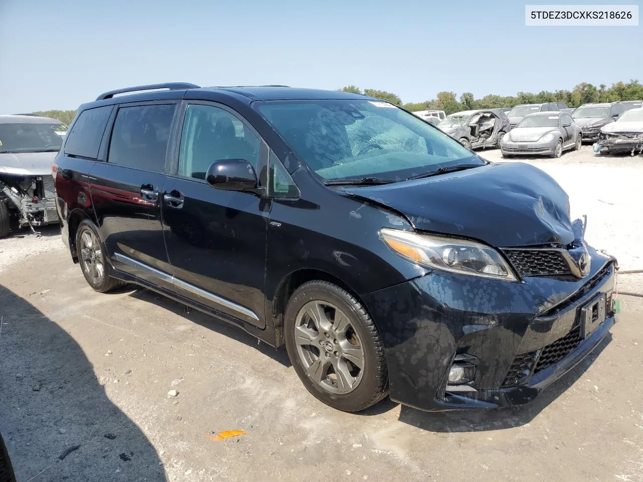 5TDEZ3DCXKS218626 2019 Toyota Sienna Se