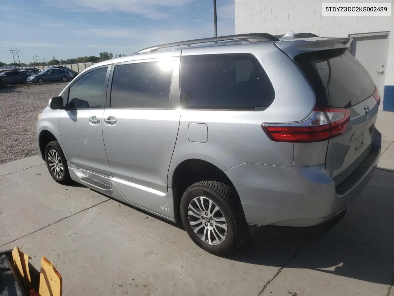 2019 Toyota Sienna Xle VIN: 5TDYZ3DC2KS002489 Lot: 71090434