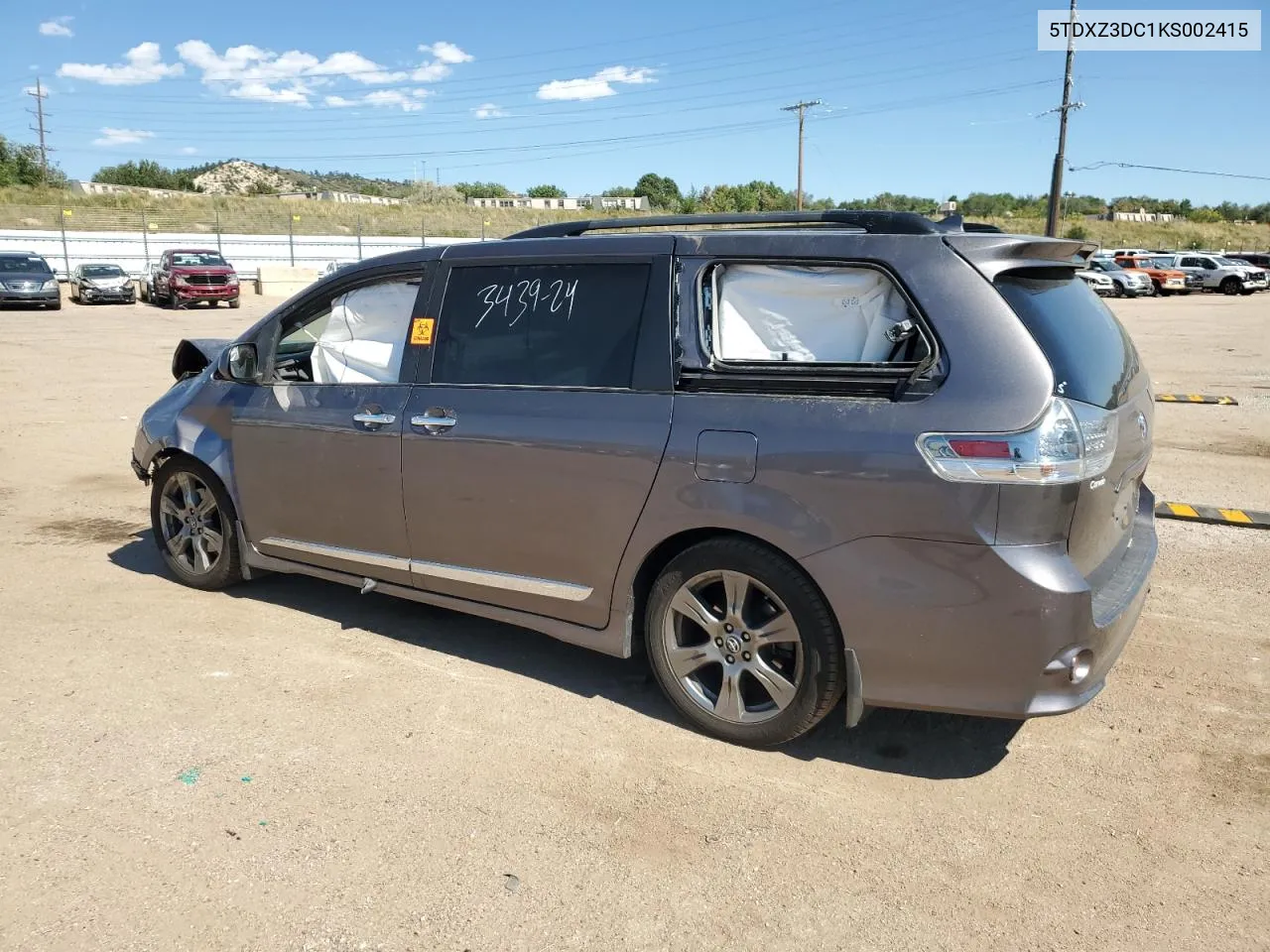 5TDXZ3DC1KS002415 2019 Toyota Sienna Se