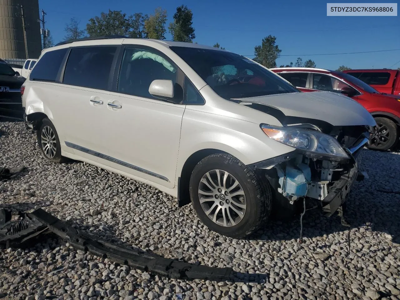 5TDYZ3DC7KS968806 2019 Toyota Sienna Xle