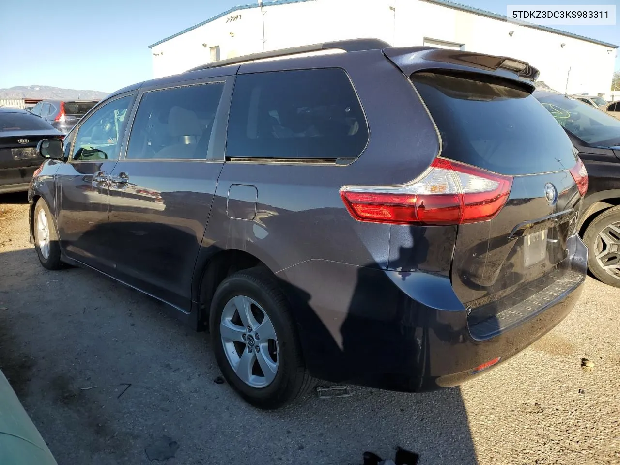 2019 Toyota Sienna Le VIN: 5TDKZ3DC3KS983311 Lot: 79669624